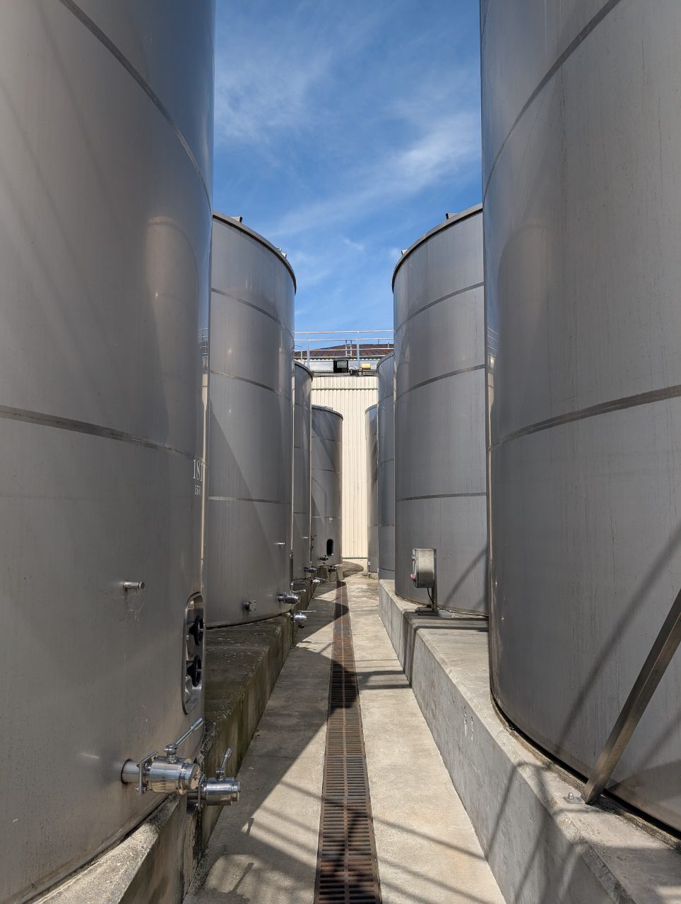 Cuves inox de stockage d'eau sur site